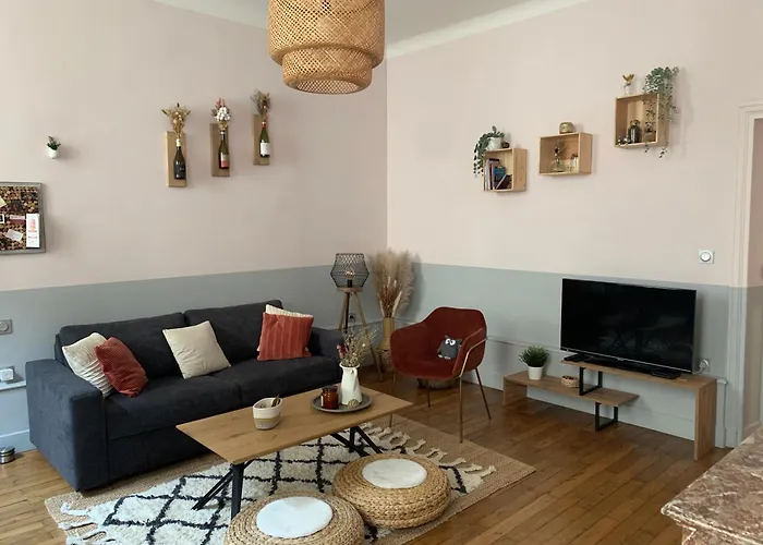 Le Saint Fiacre - Homillesime 公寓